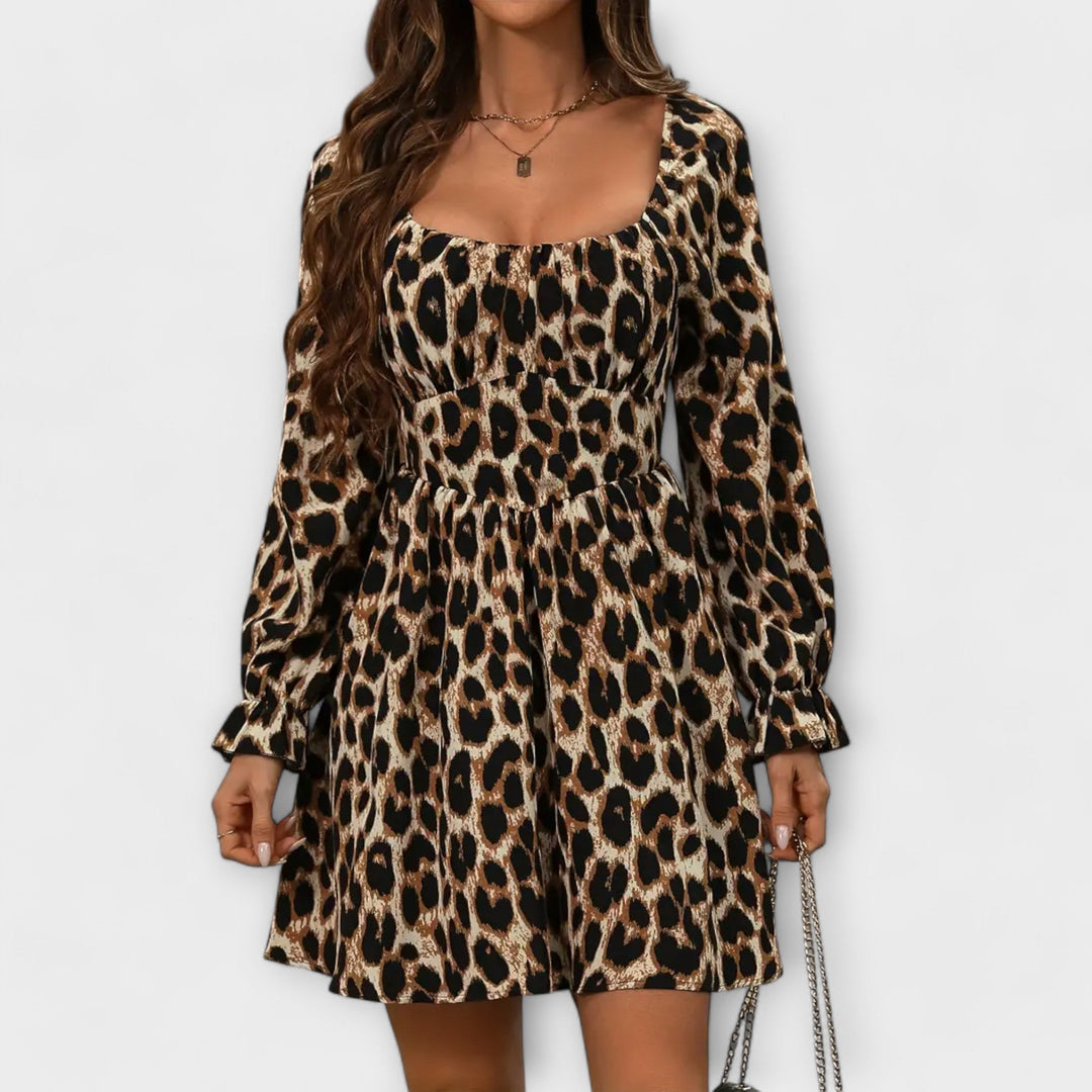 Charming Dress with Leopard Print