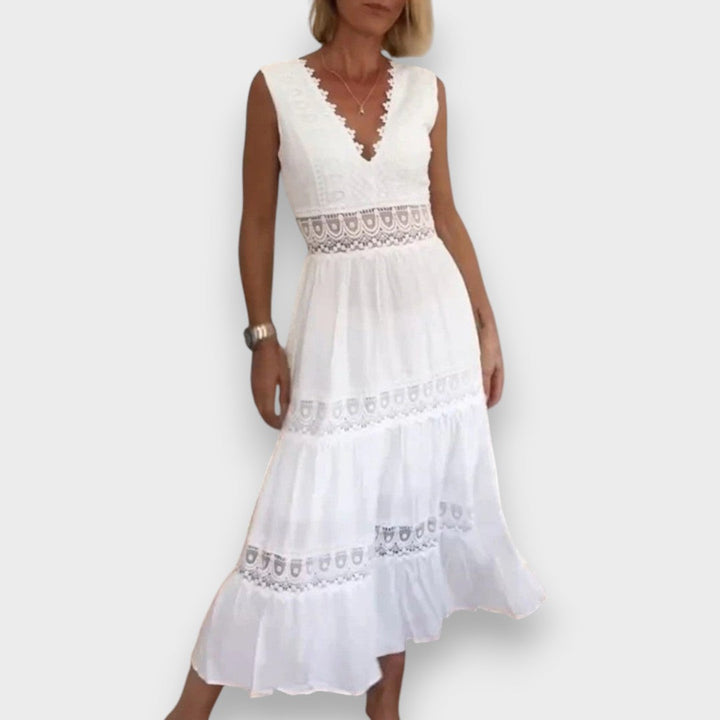 Elsbeth | Elegant Lace Dress with V-Neck