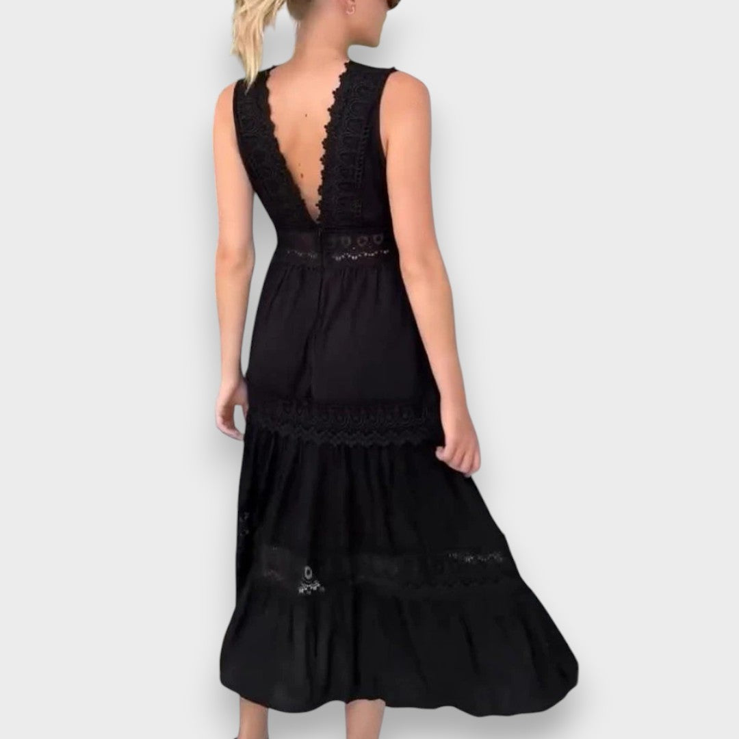 Elsbeth | Elegant Lace Dress with V-Neck